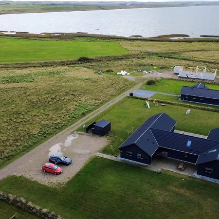 Luxury Retreat With Pool Harboør